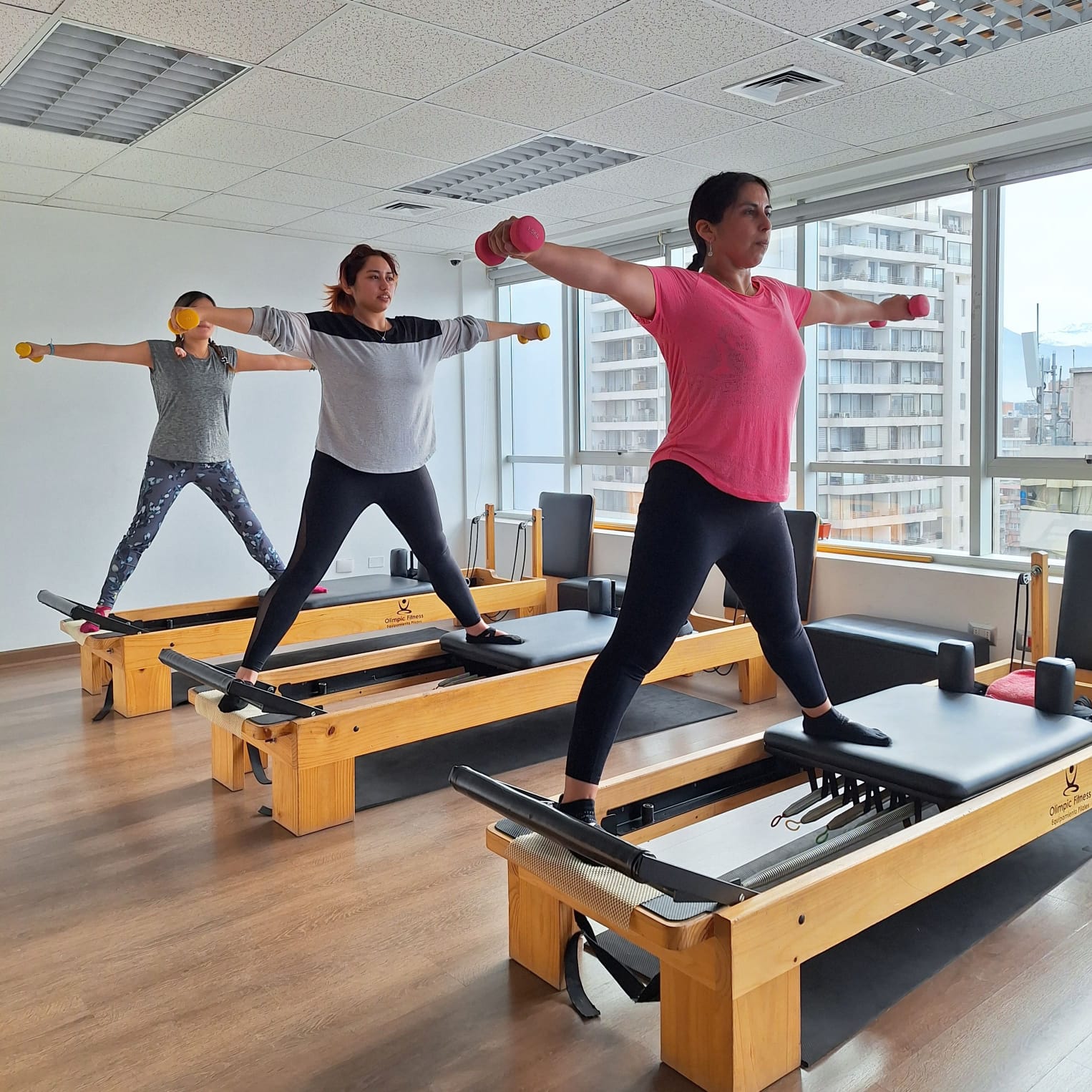 Clase de Pilates con máquinas en Providencia